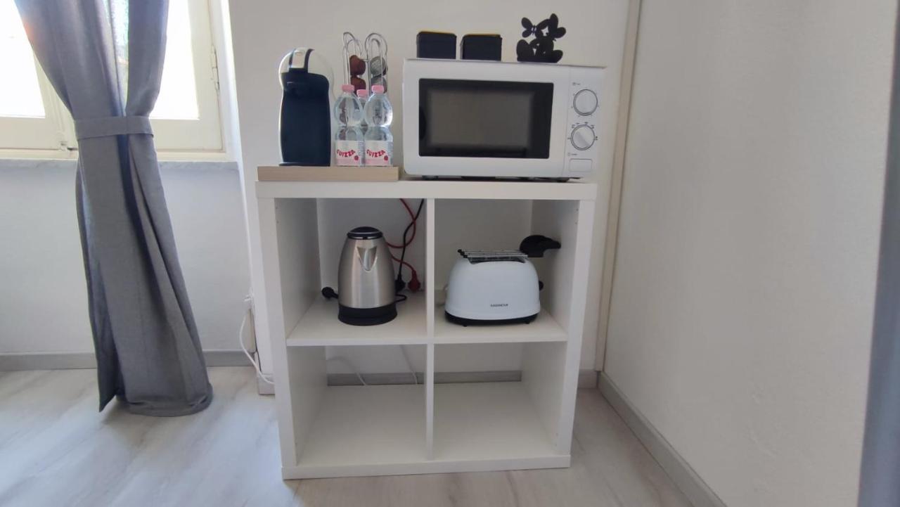 Leo Holiday Homes Deiva Marina Extérieur photo